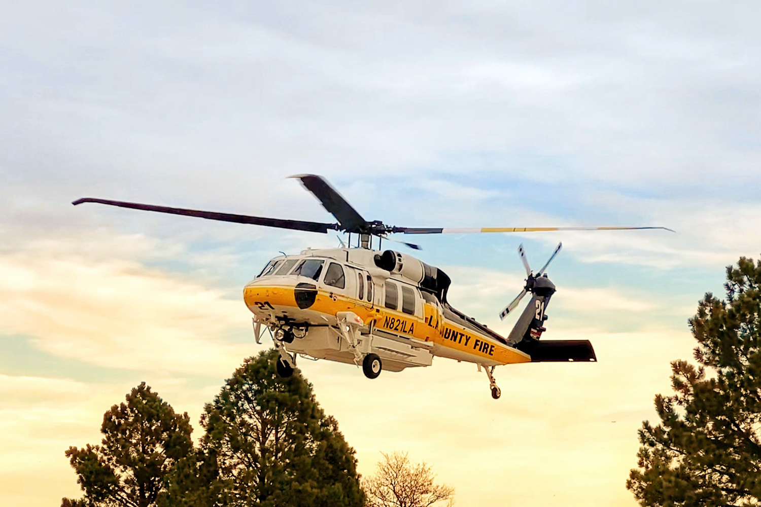 LA-County-Fire-Department-Photo-United-Rotorcraft