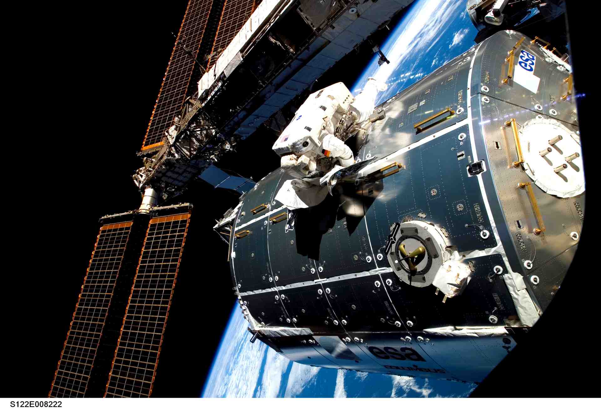 Airbus Astronaut-works-on-Columbus-Copyright-ESA