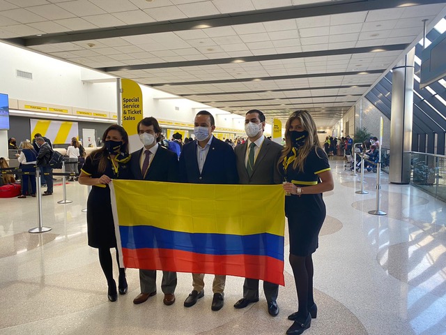 Spirit Airlines Photo 6