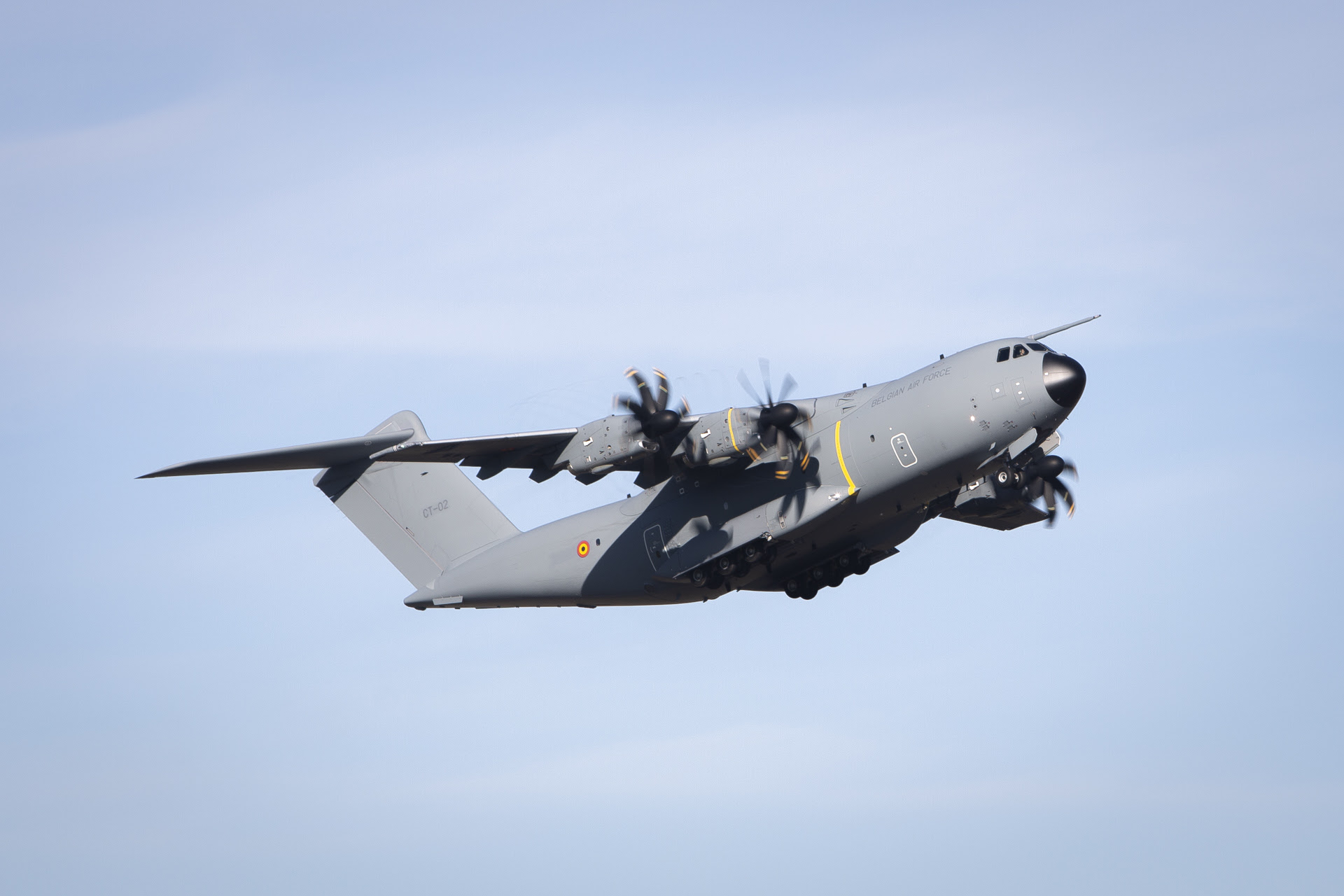 AIRBUS_SPS_Taxi_A400M_Belgium 2