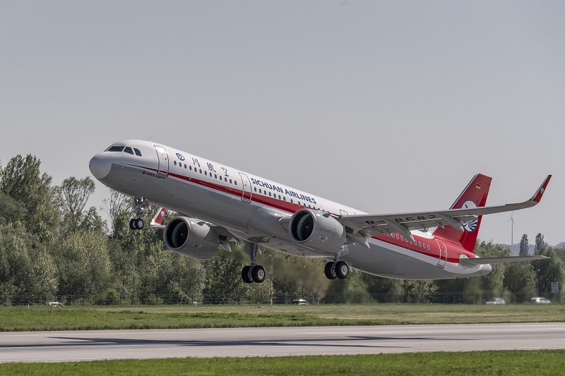 SichuanAir_A321neo_StartA_HR_006-800pix