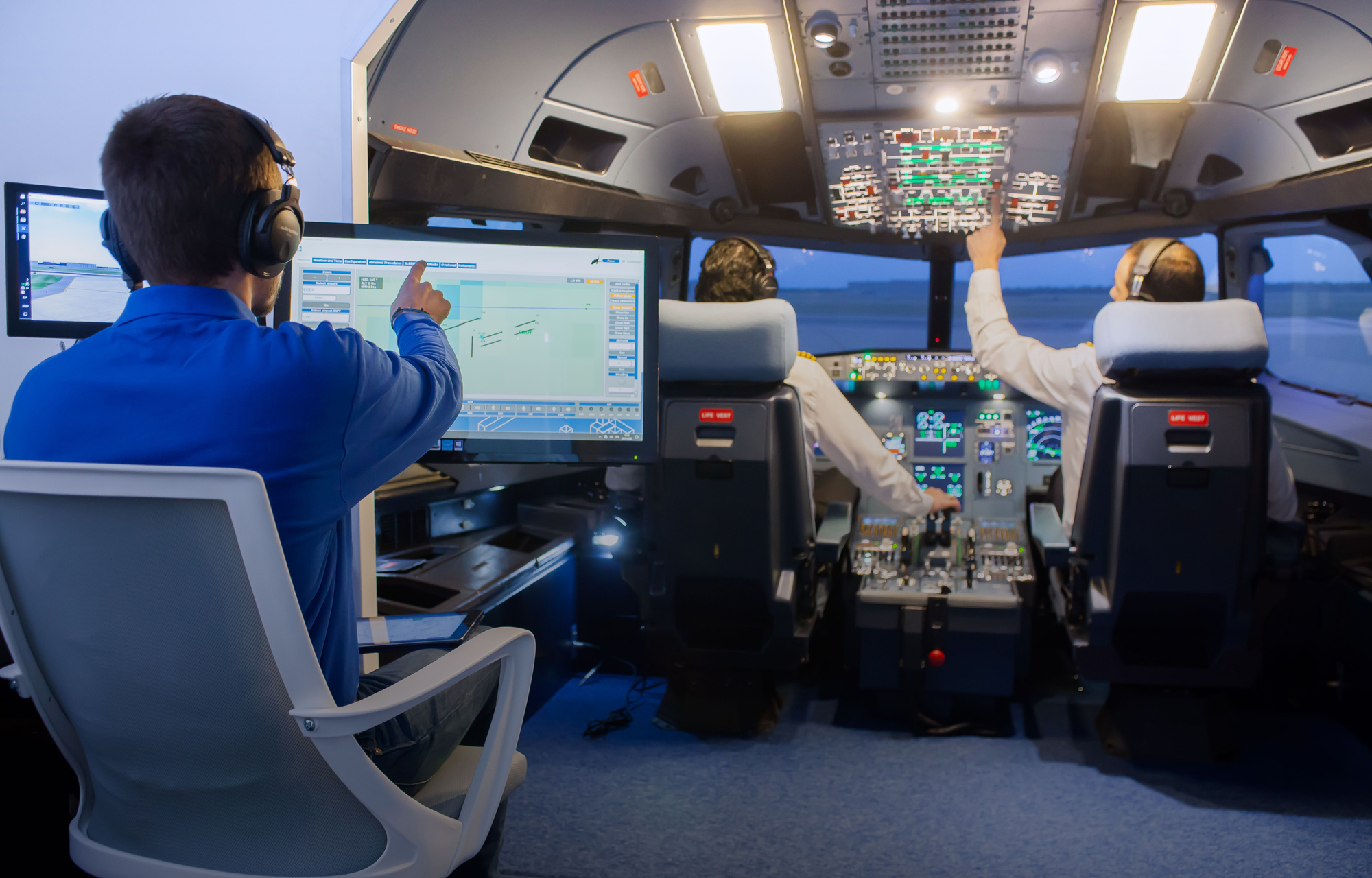 Simloc A320_puesto_instructor_general_1 copia 2