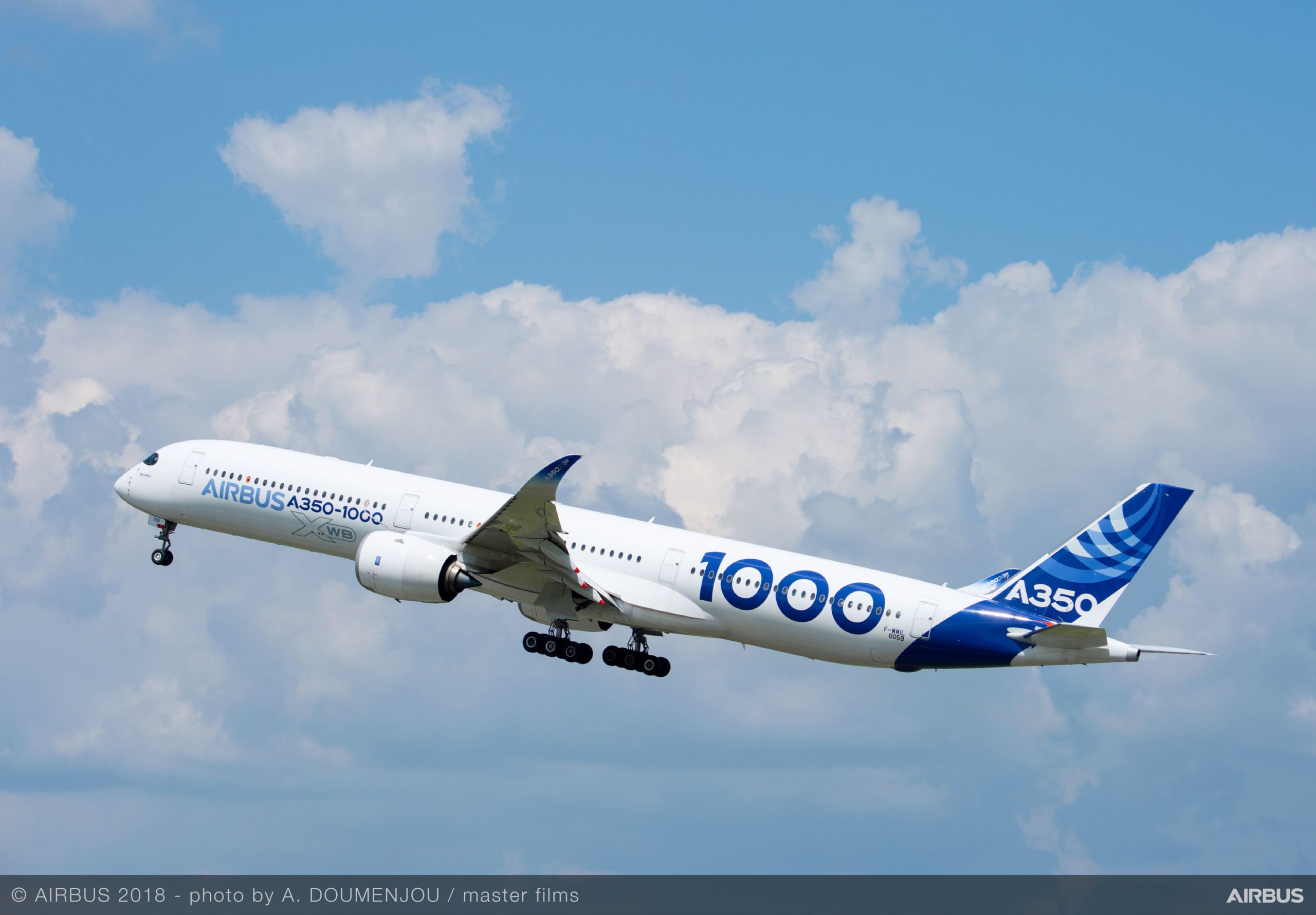 Airbus-A350-1000-taking-off