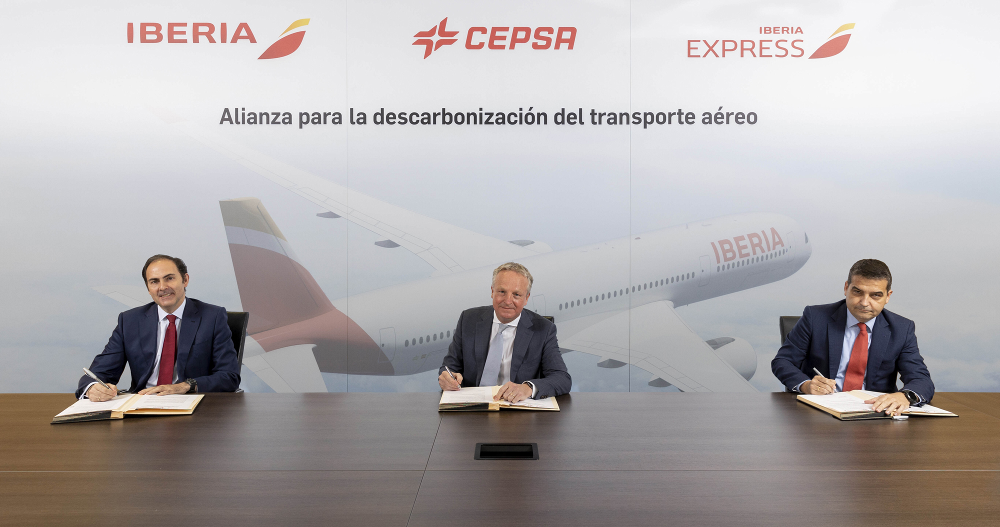 Iberia acuerdo CEPSA (1)