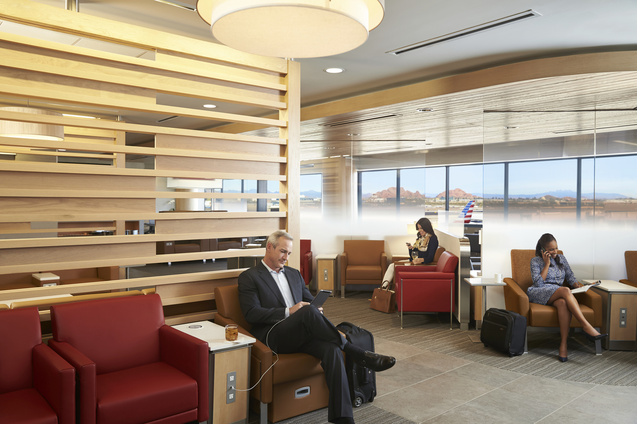 American Airlines AdmiralsClub-customers-in-lounge