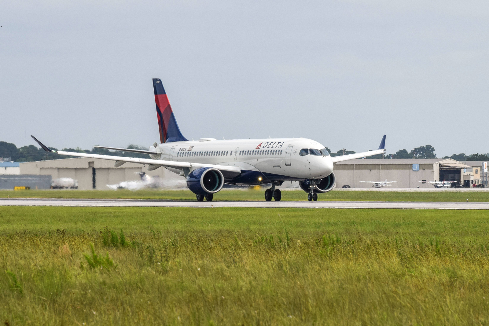 Airbus A220 Delta