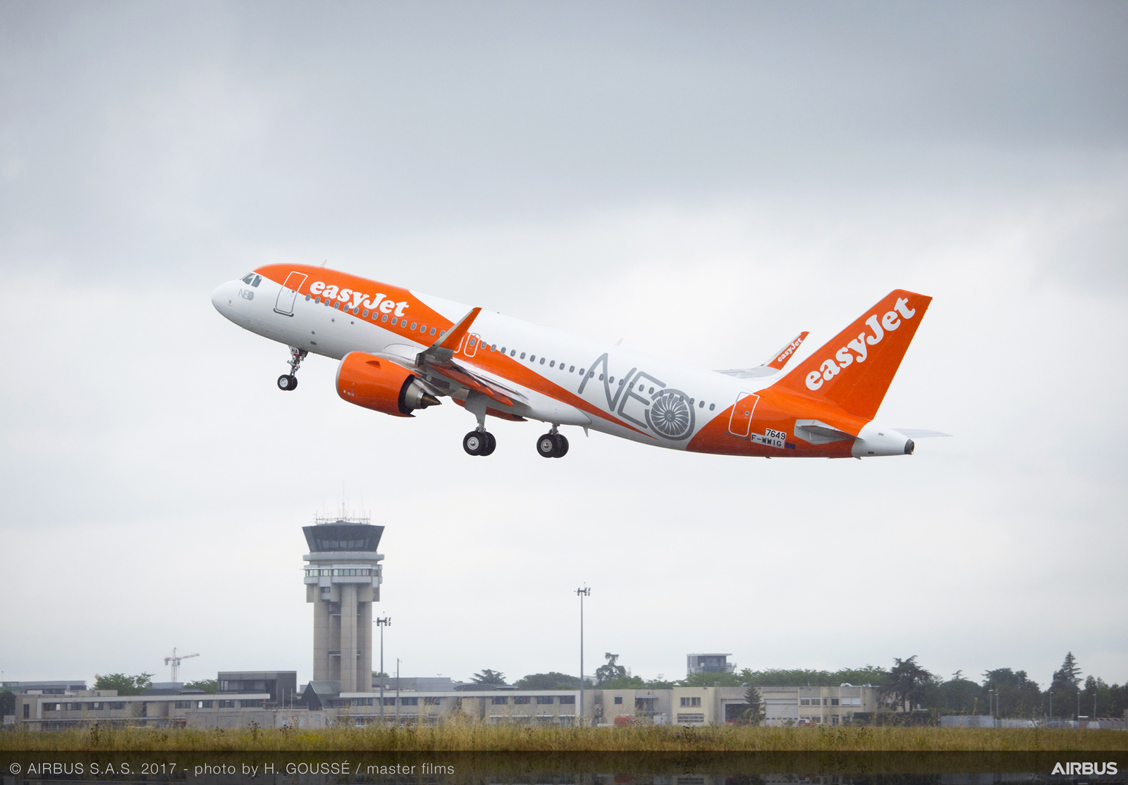 Airbus A320 easyjet DPO CDA