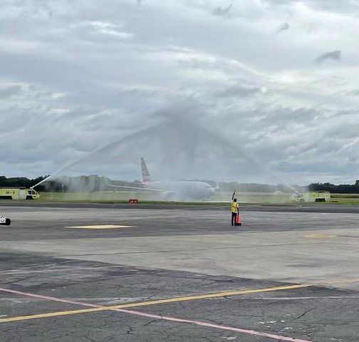 American Airlines ruta MIA MGA 11-2022 3