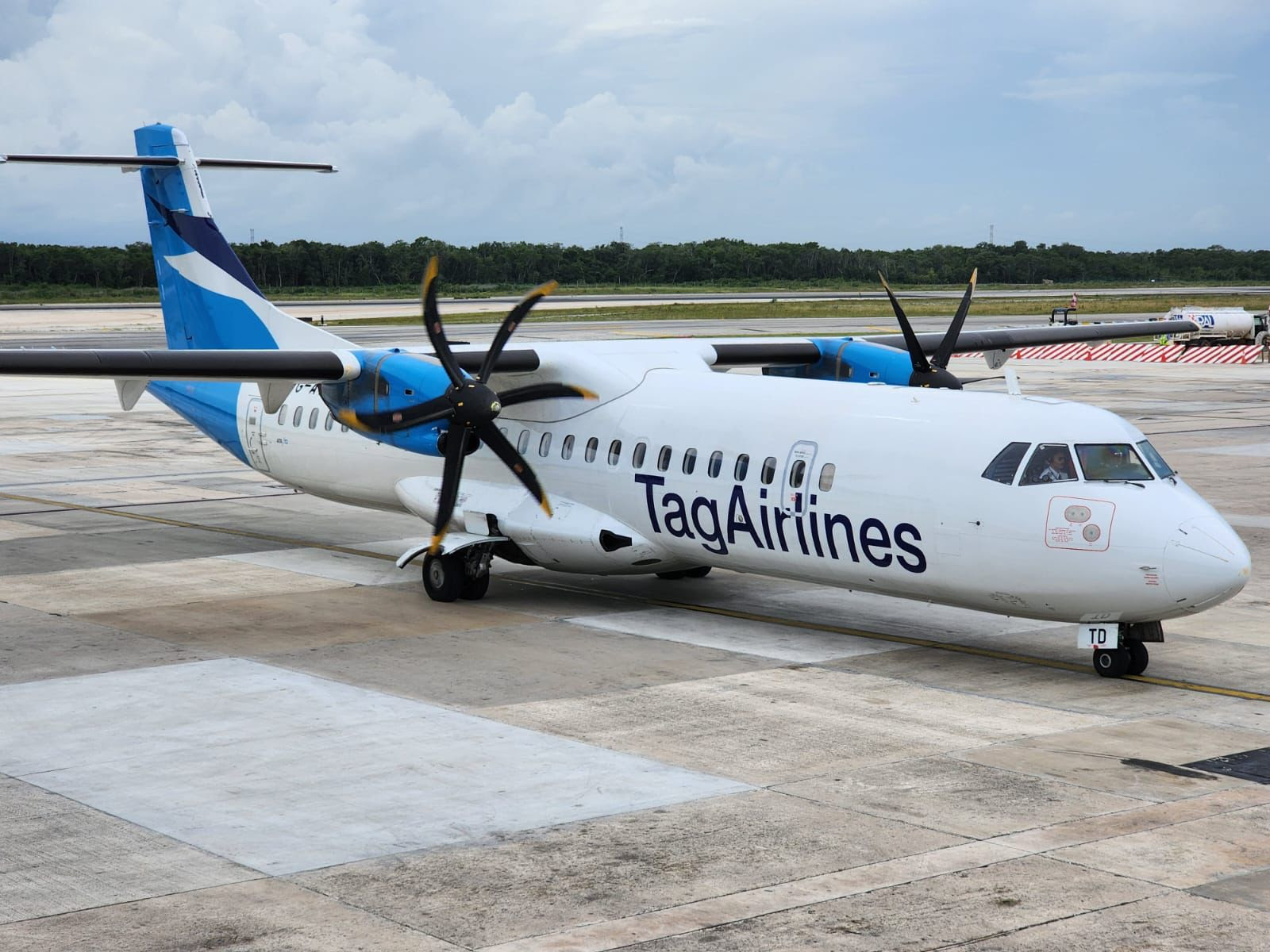 TagAirlines ATR 72-500 4