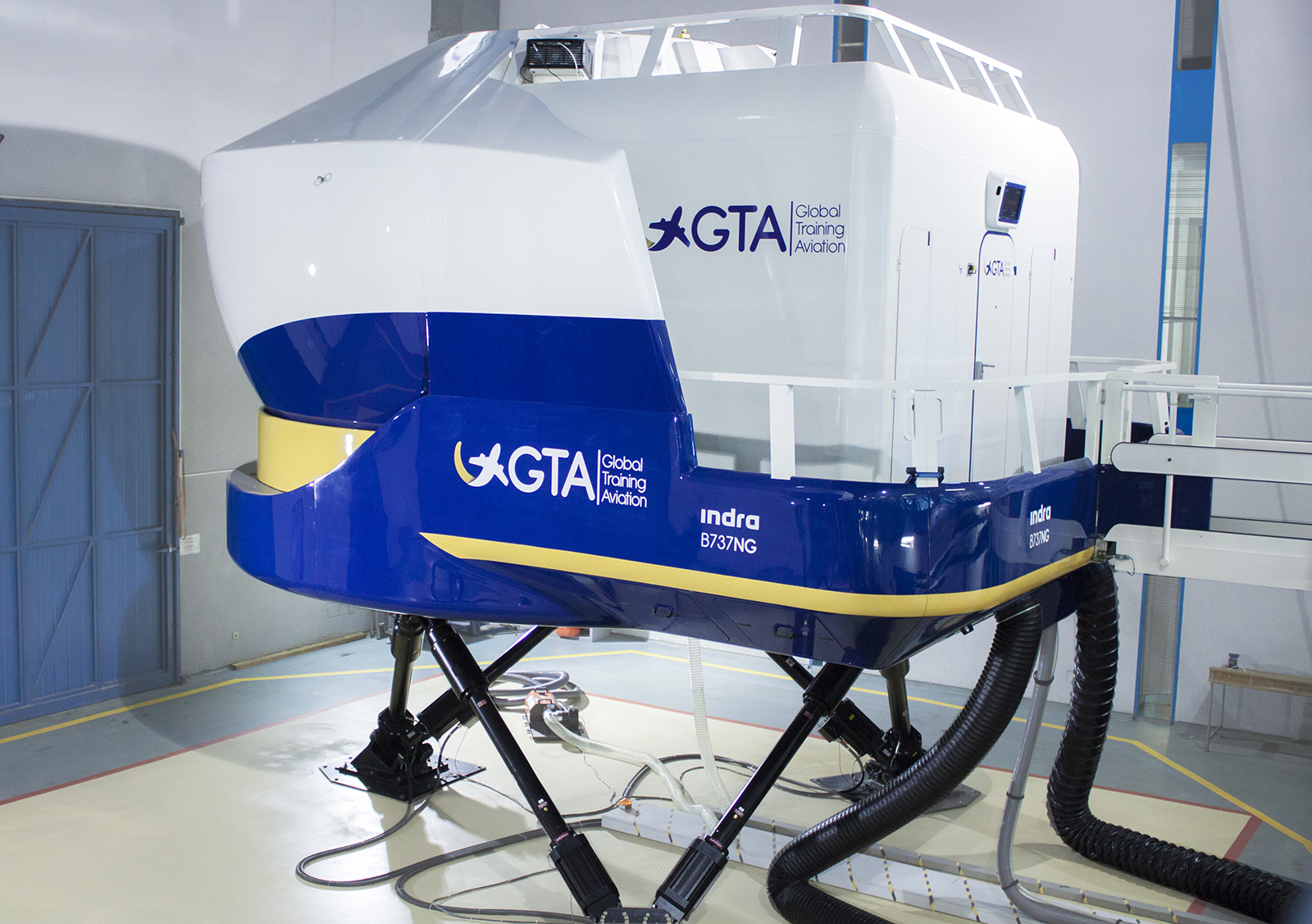 GTA Global Training Aviation B737 exterior 1