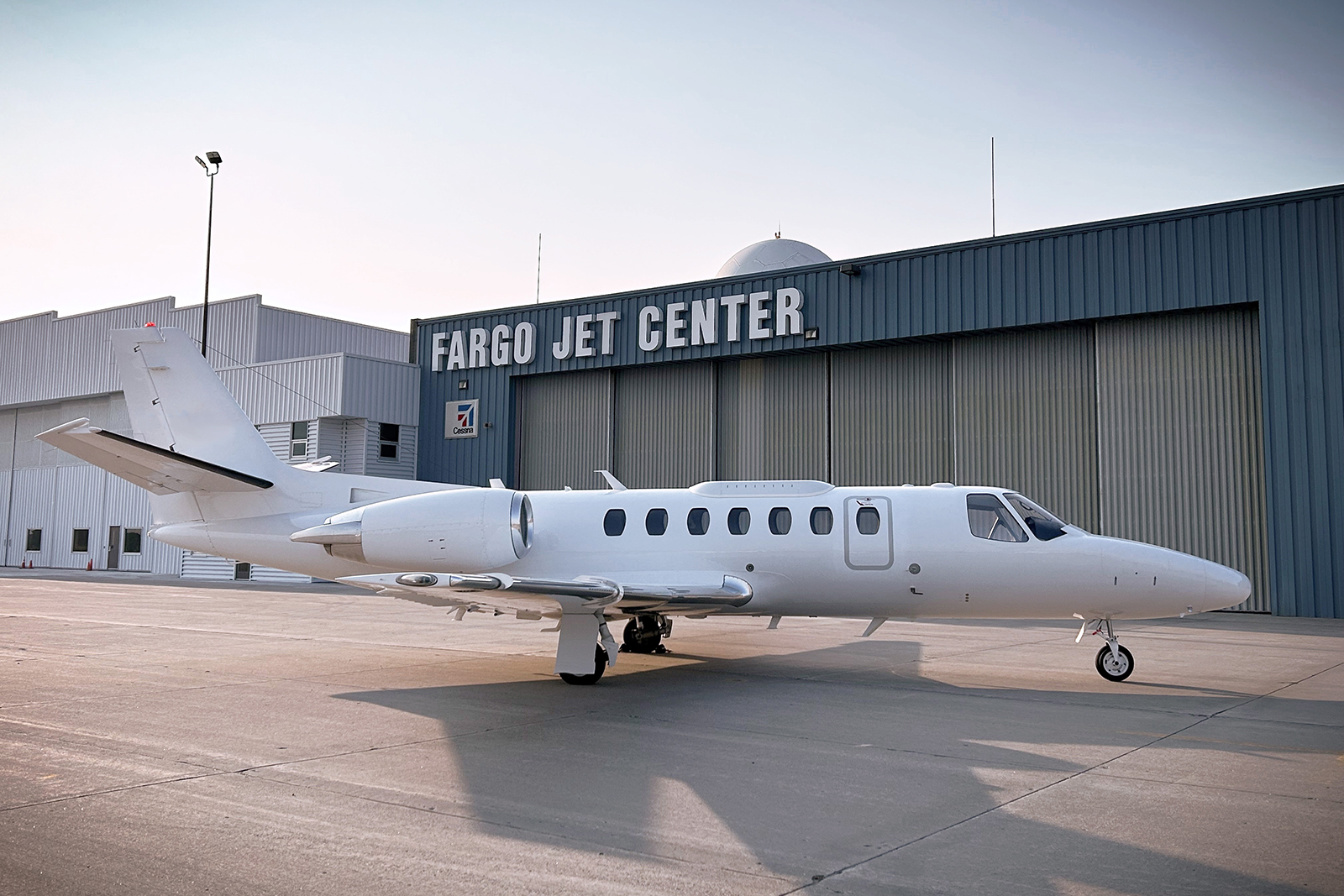 Fargo Jet Center N768JS_Citation_Encore_SBS_Sidewinder_Antenna_PR2