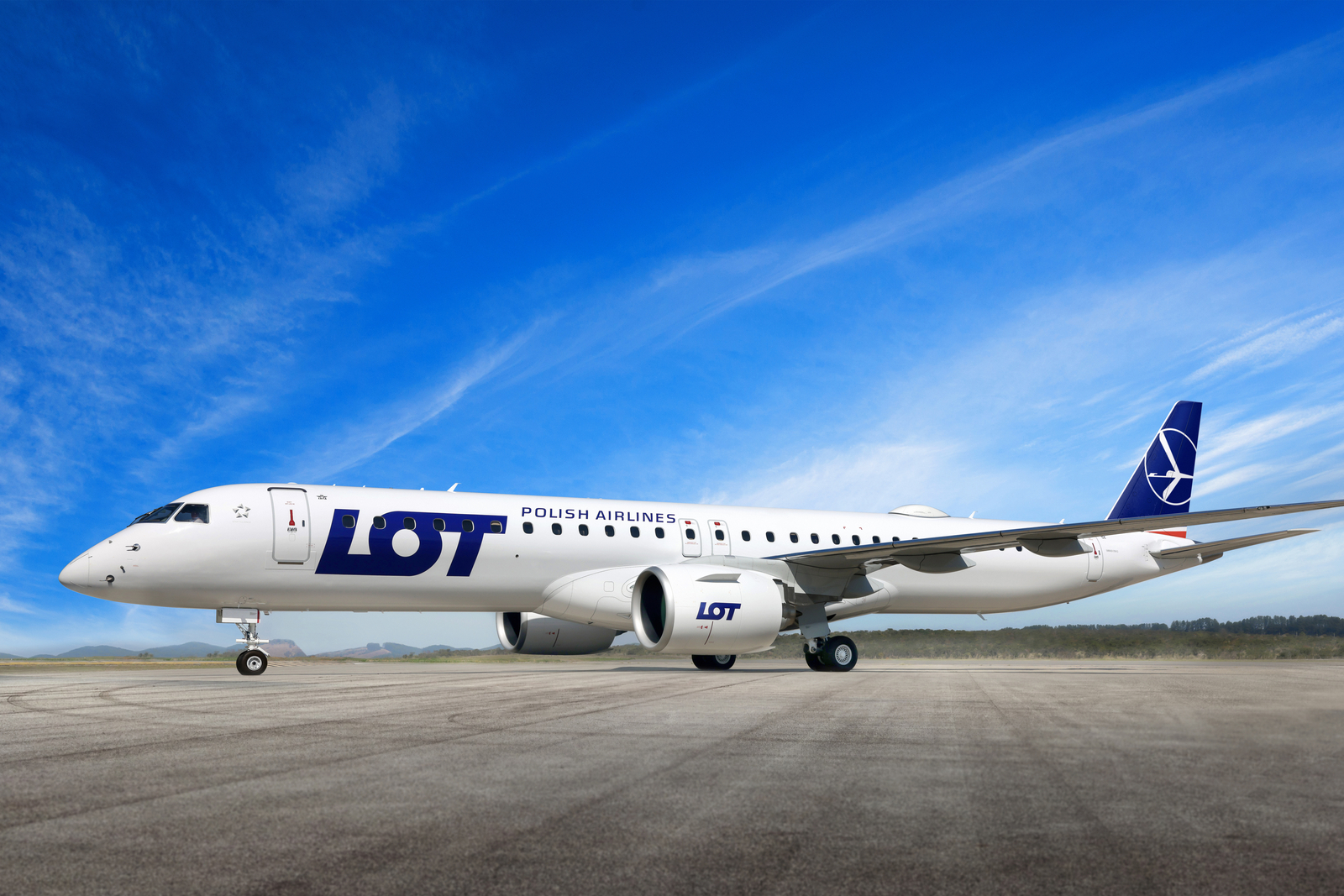 Embraer E195-E2_Lot_Polish_06-1600×1067