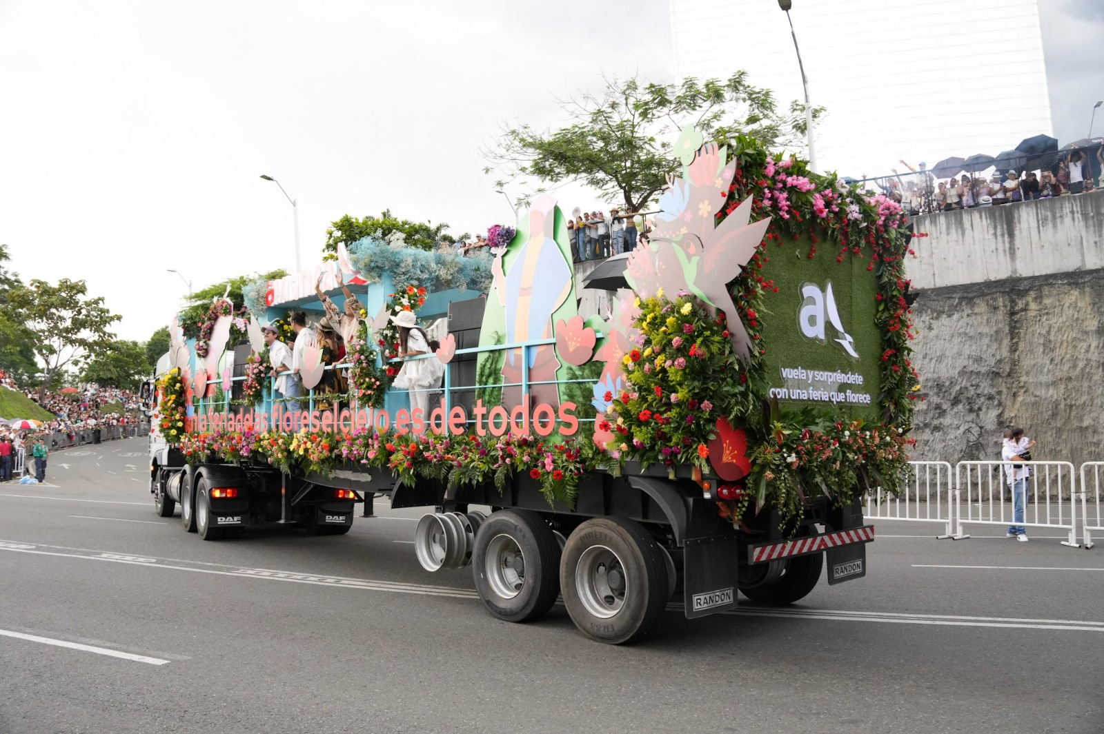 Feria de las Flores – Avianca (1)
