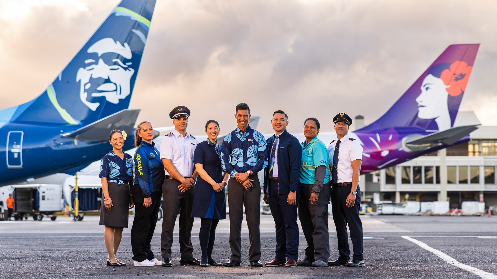 Alaska-Airlines-Hawaiian-Airlines-1920-001