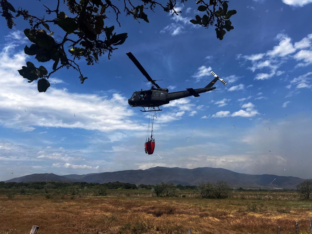 Fuerza Aerea Colombiana incendios Huila 09-2024 5