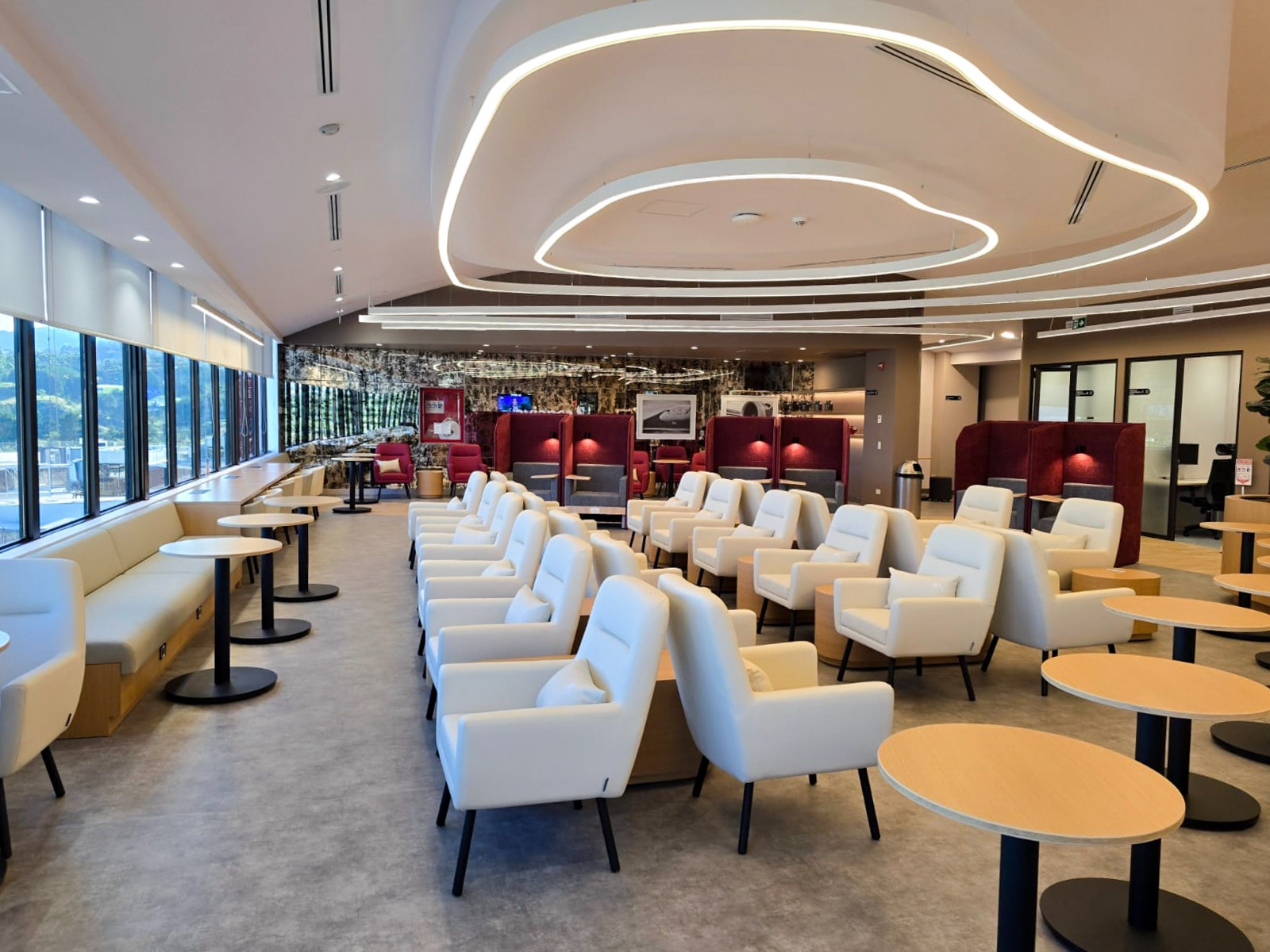 Avianca LifeMiles sala VIP Medellin 3