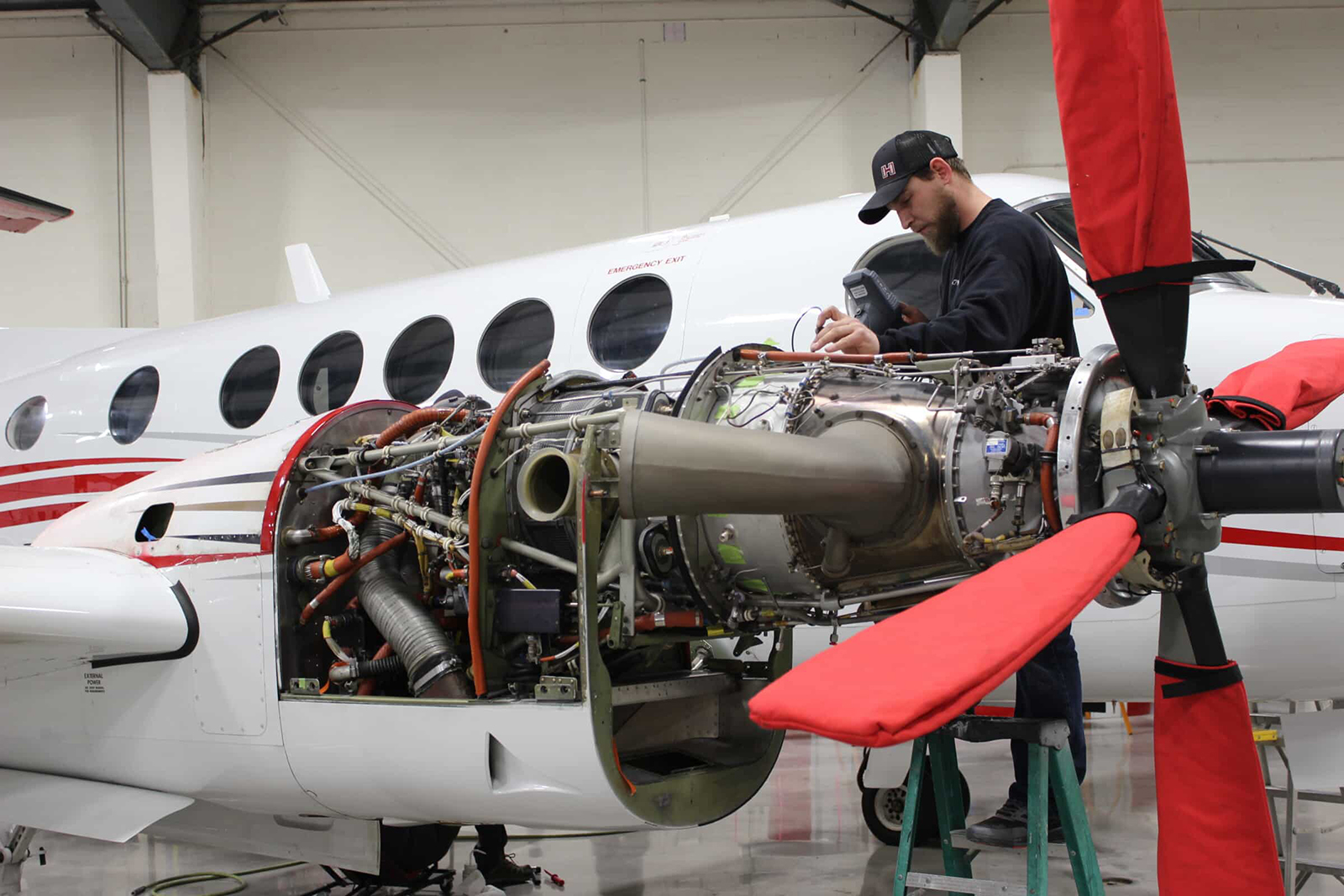 Blackhawk Performance Center certificacion FAA Parte 145