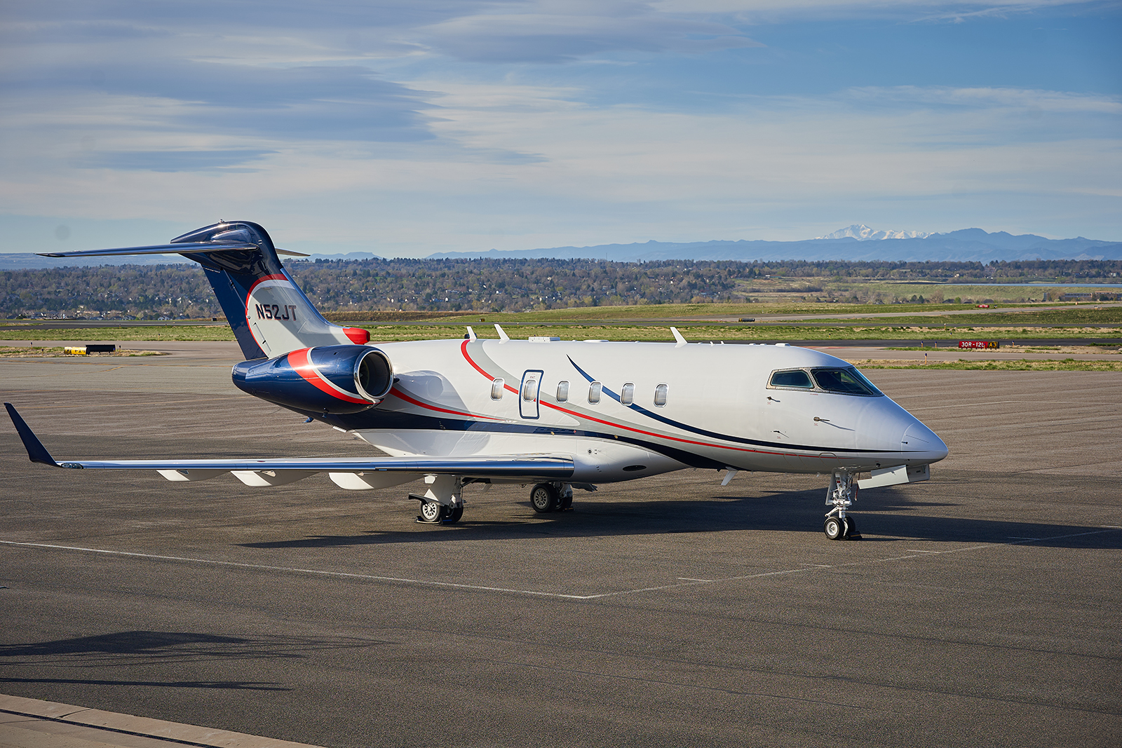 Challenger with Gogo Galileo HDX