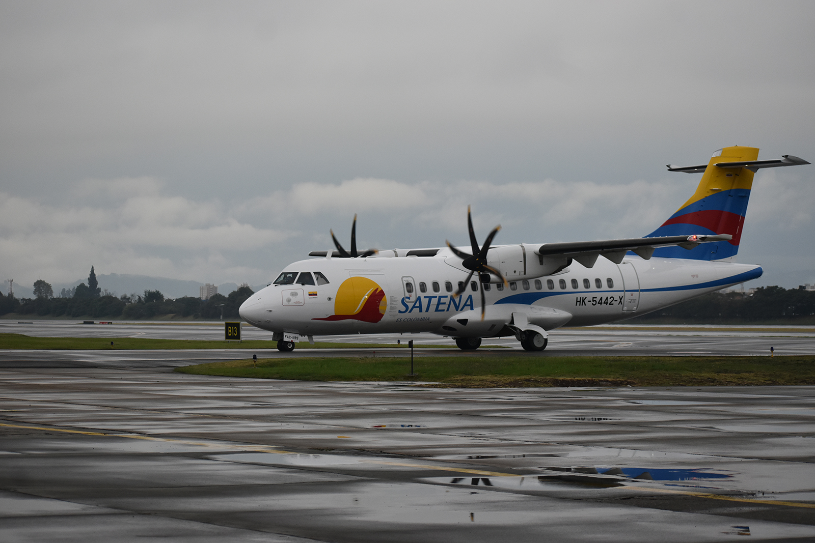 SATENA ATR 42-600 LLEGADA 1