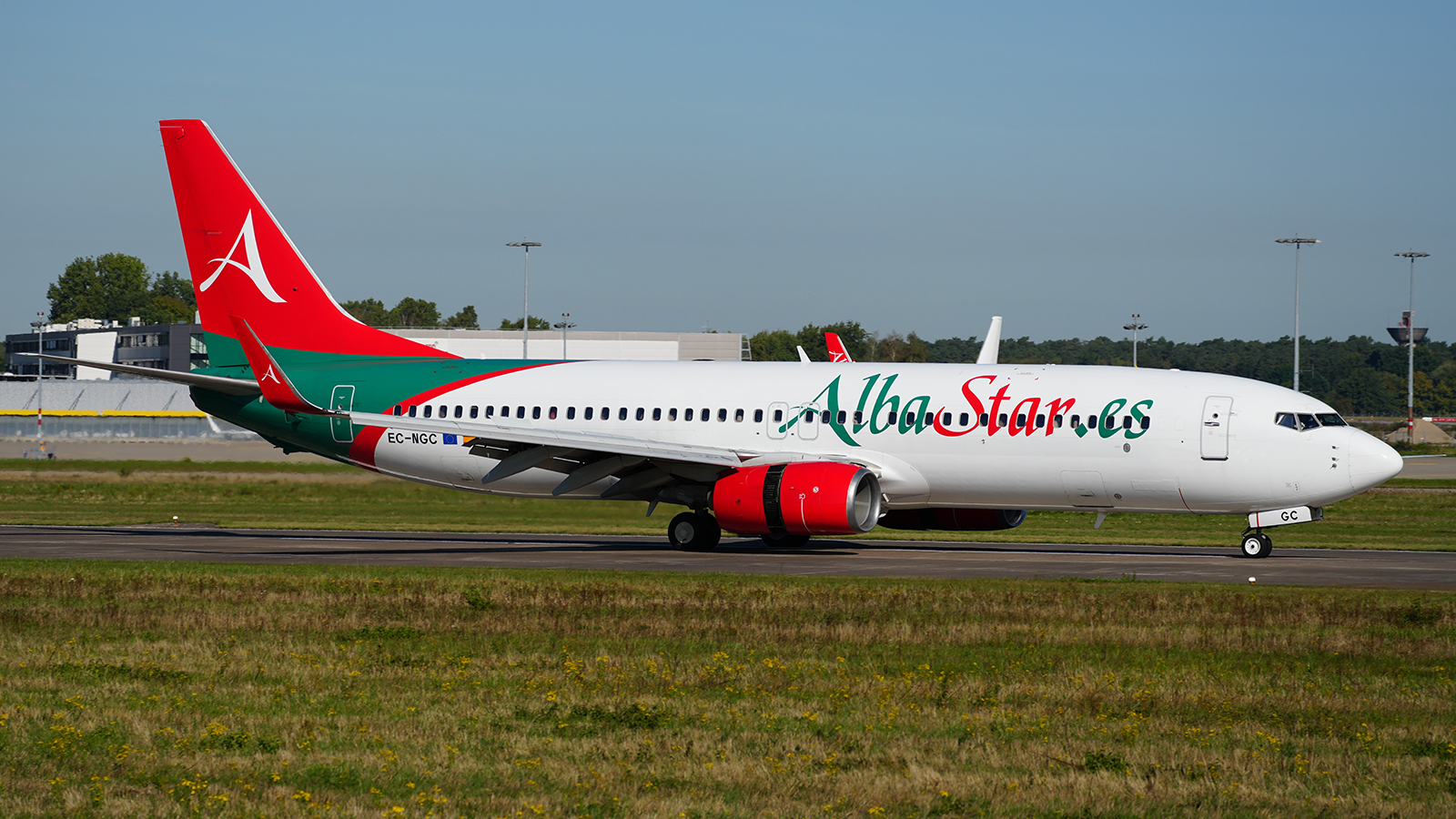 Flybondi Flota de Albastar