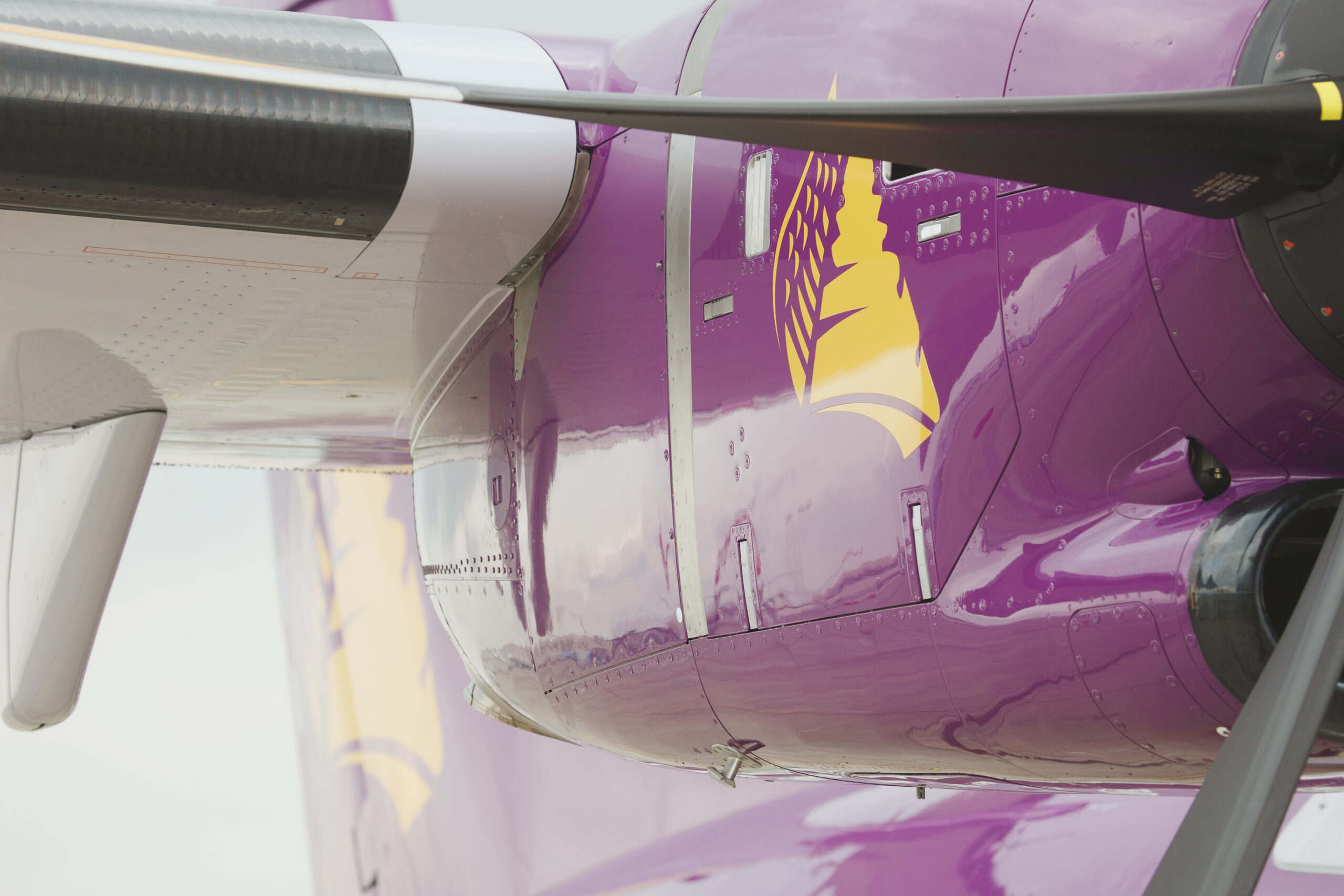 Cambodia Angkor Air ATR 72-600