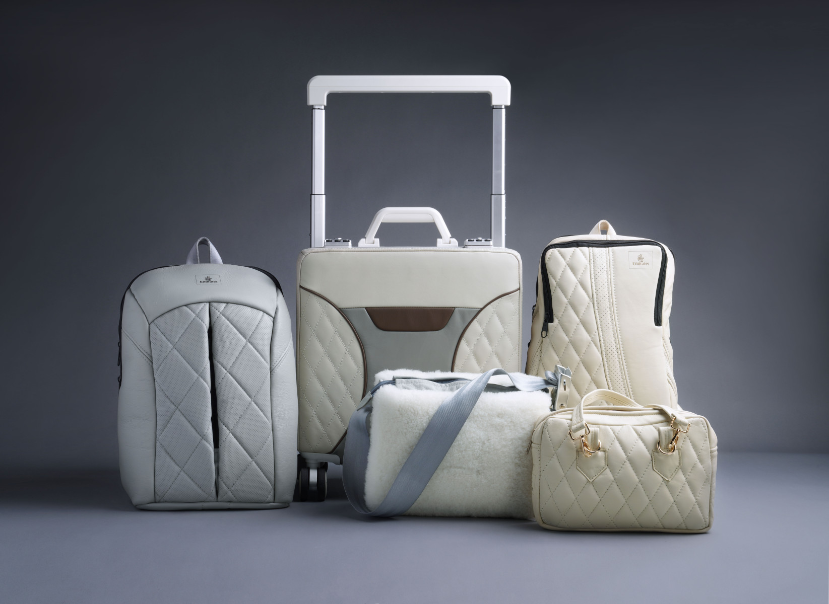 Aircrafted by Emirates coleccion 2025