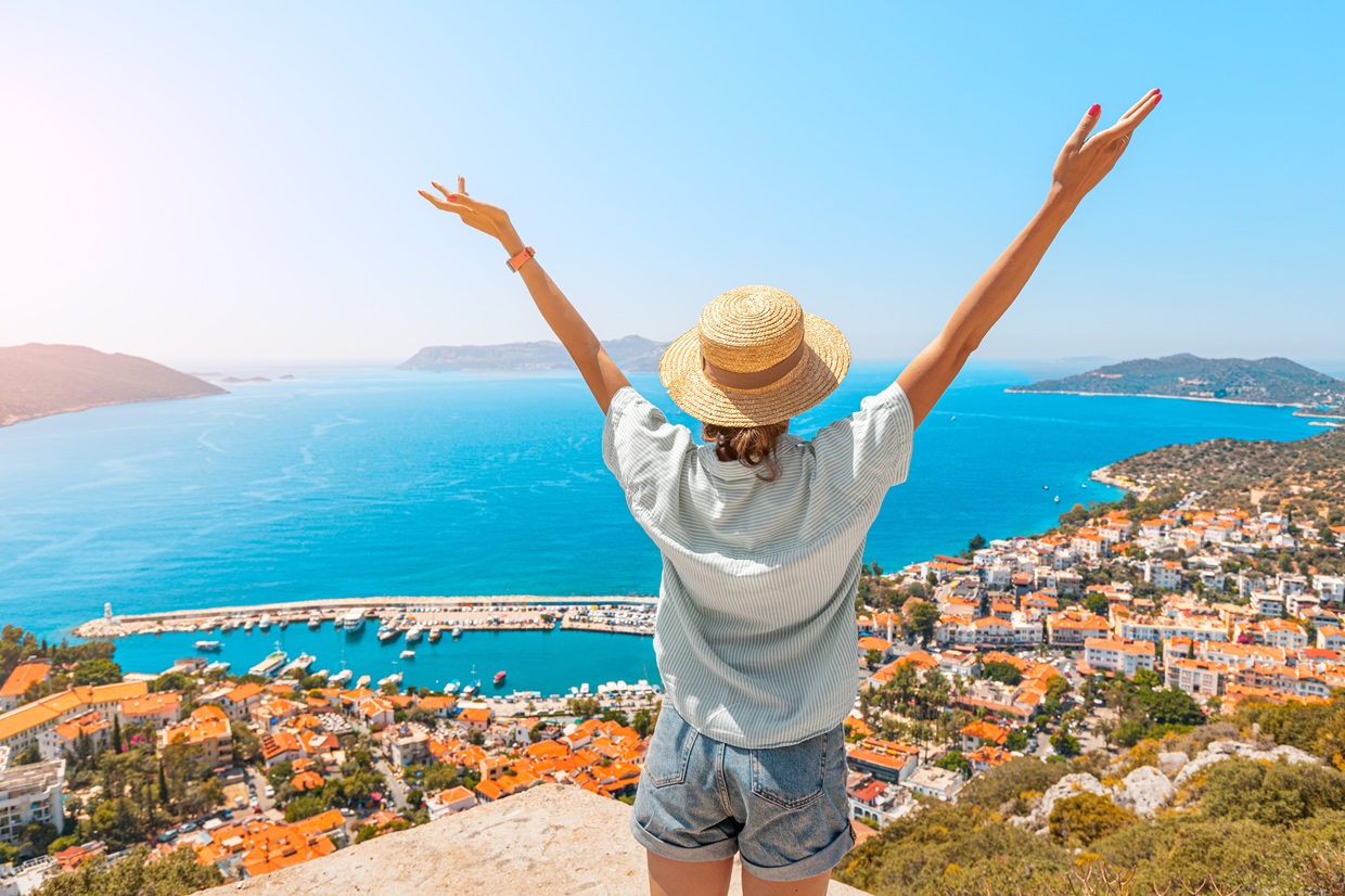 Happy,Woman,With,Open,Arms,Stands,On,The,Viewpoint,And