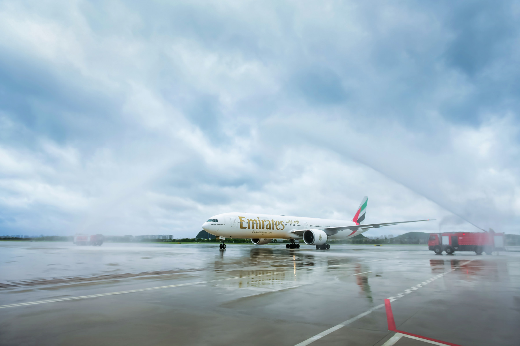 Emirates aterriza en Hangzhou 07-2025 1