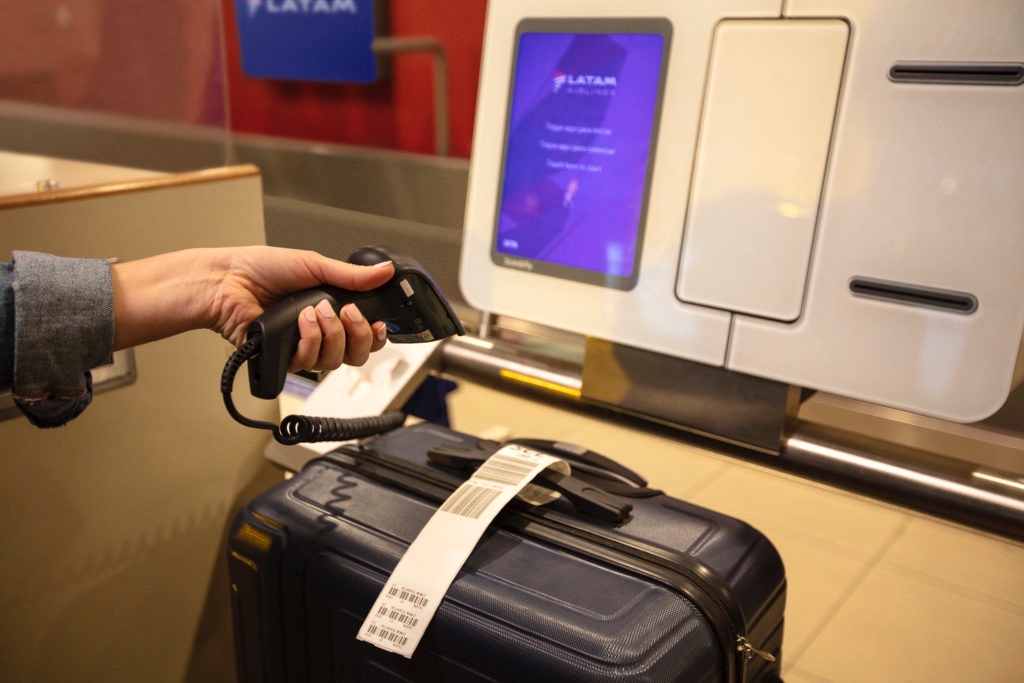 LATAM Airlines Airtag equipaje 08-2025