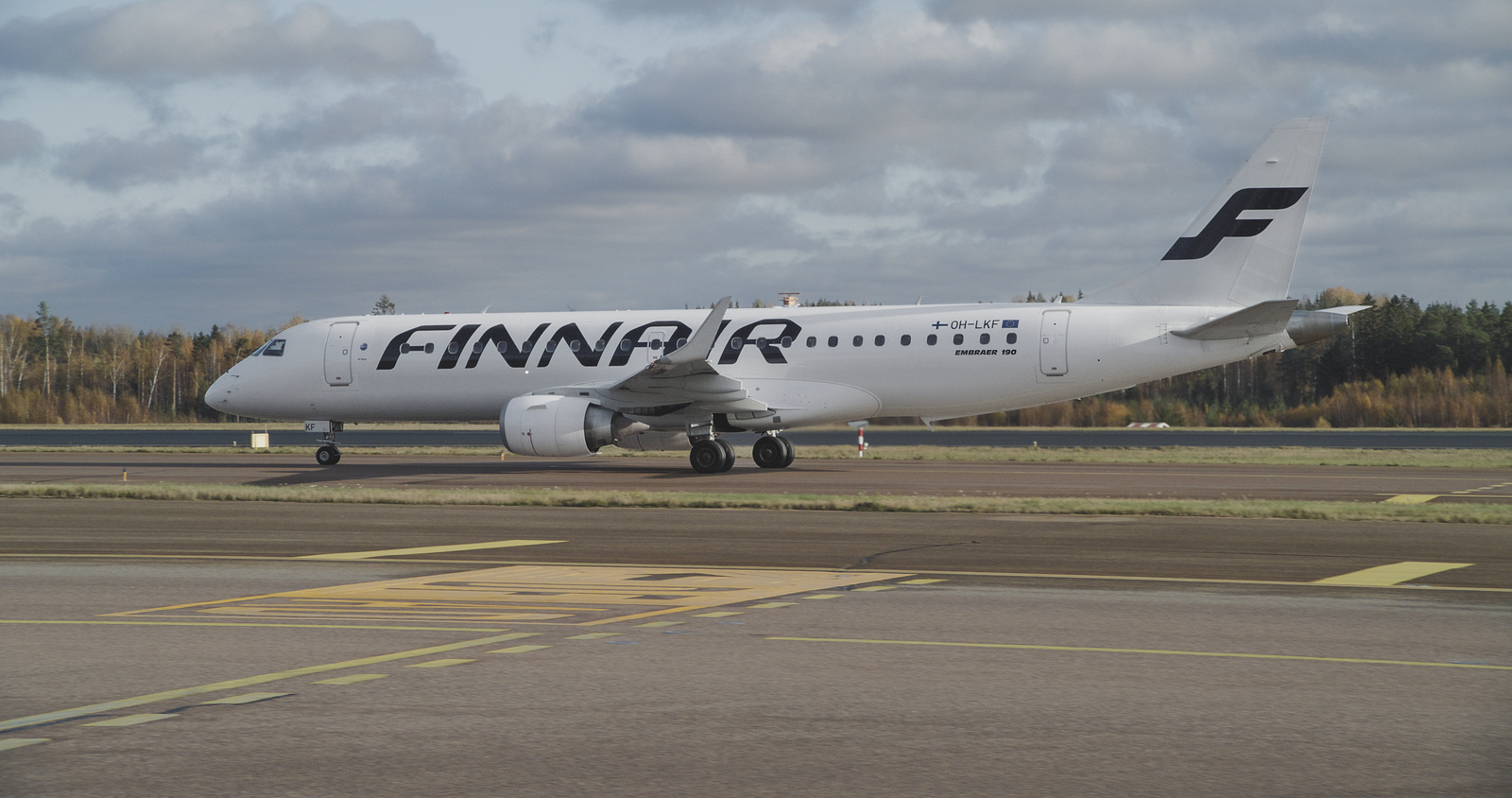 Embraer – 20 aniversario Finnair 2