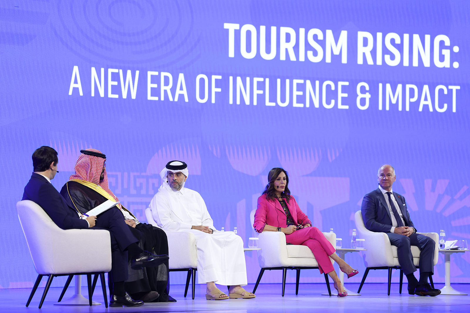 Qatar Airways vuelos Hail – TOURISE Summit Riyadh 2025