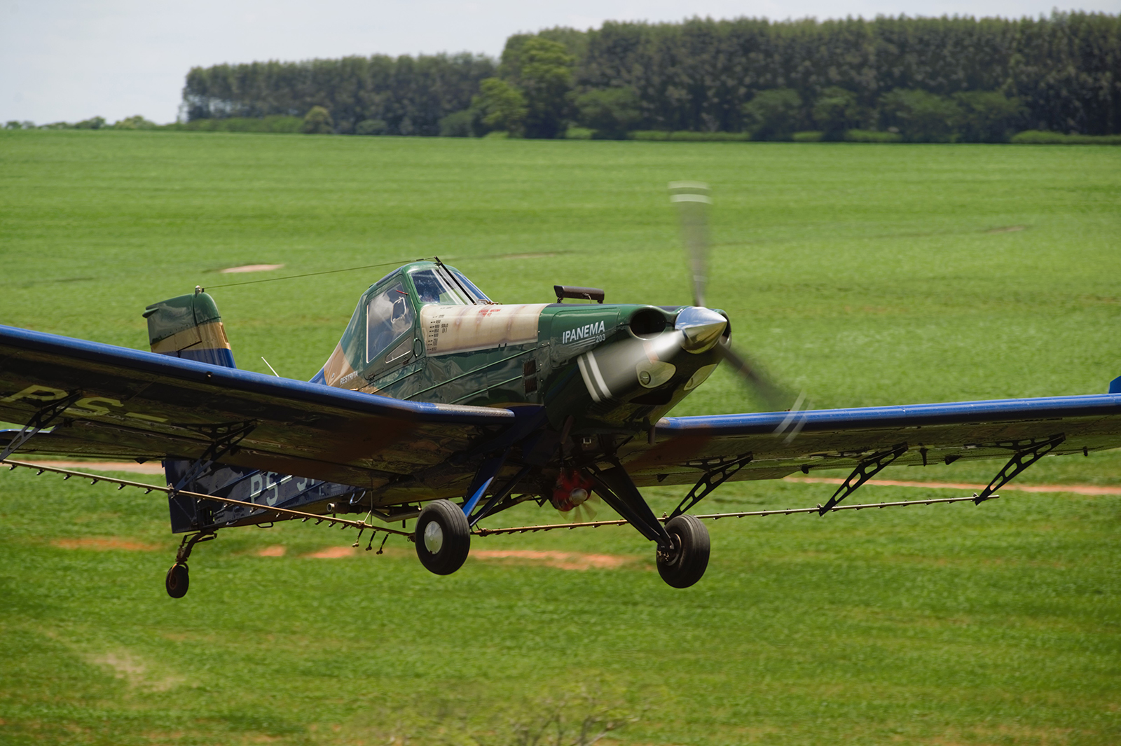 Embraer Ipanema 203_Etanol 20 anos (1)