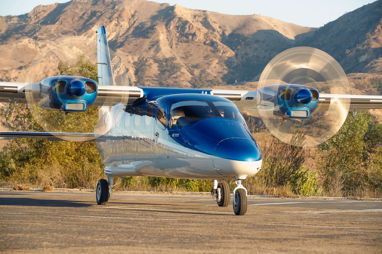 Tecnam Aircraft P2012 Ecuador
