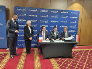 Thales Alenia Space Airbus Defence and Space y RADMOR – Satelite de telecomunicaciones de defensa de Polonia