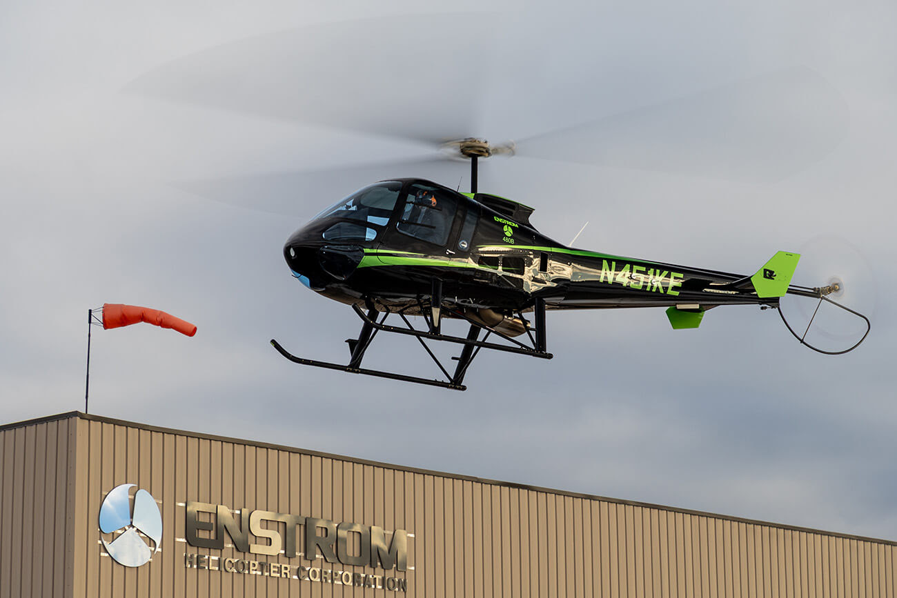 Enstrom Helicopter entrega un nuevo 480B a Safomar Aviation