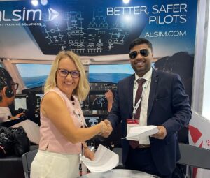 ALSIM se asocia con MH Cockpit
