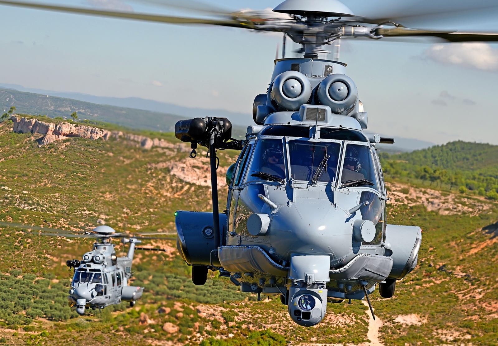 Rumania encarga 12 helicopteros militares multimision Airbus H225M