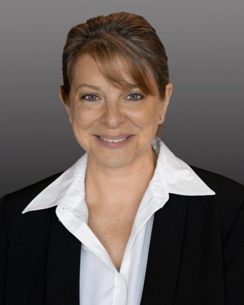 Four Corners Diana Schneider vicepresidenta de Servicios al Cliente