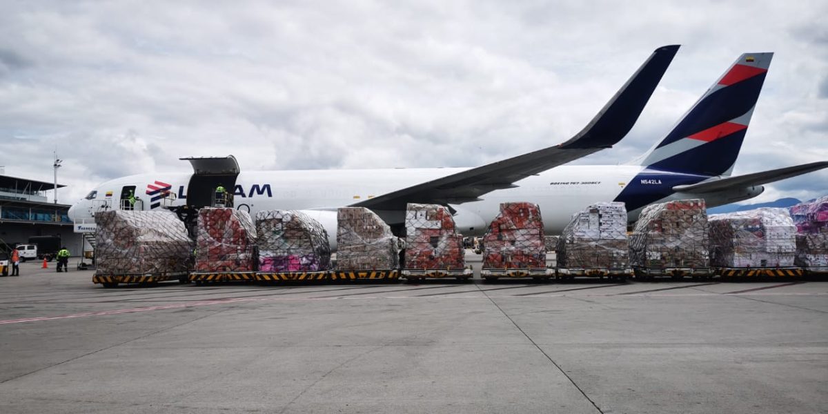 LATAM Cargo_ flores